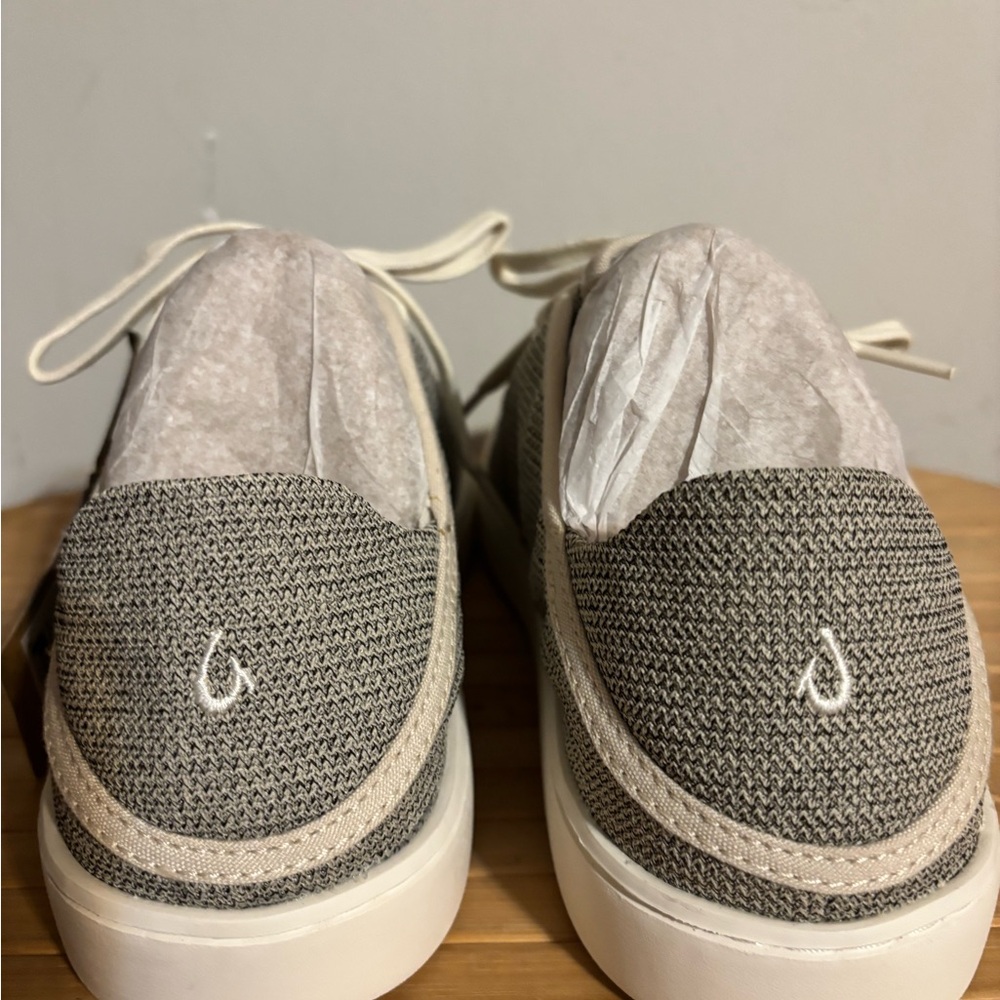 *NWT* OluKai Pehuea Li Sneaker (Women) - Tapa/White Sand. Size: 9 - Picture 3 of 8